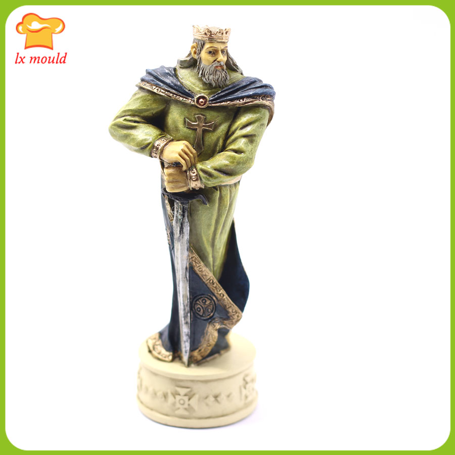 Candle. Queen - 3D Chess Silicone Fondant Mold Home